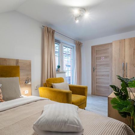 Jaskolka - Pokoje I Apartament Przy Plazy ออลชติน ภายนอก รูปภาพ