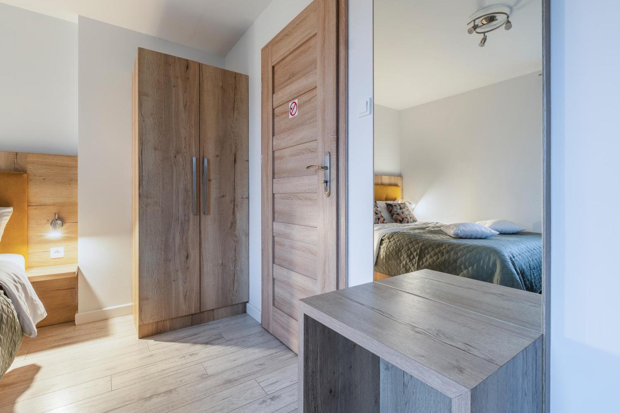 Jaskolka - Pokoje I Apartament Przy Plazy ออลชติน ภายนอก รูปภาพ
