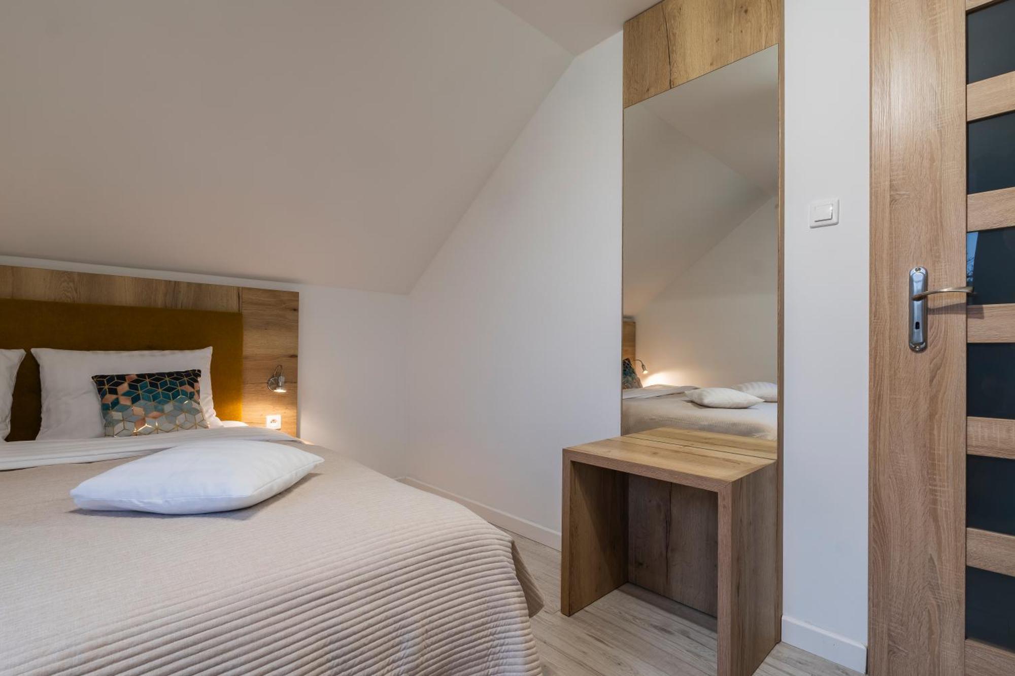 Jaskolka - Pokoje I Apartament Przy Plazy ออลชติน ภายนอก รูปภาพ
