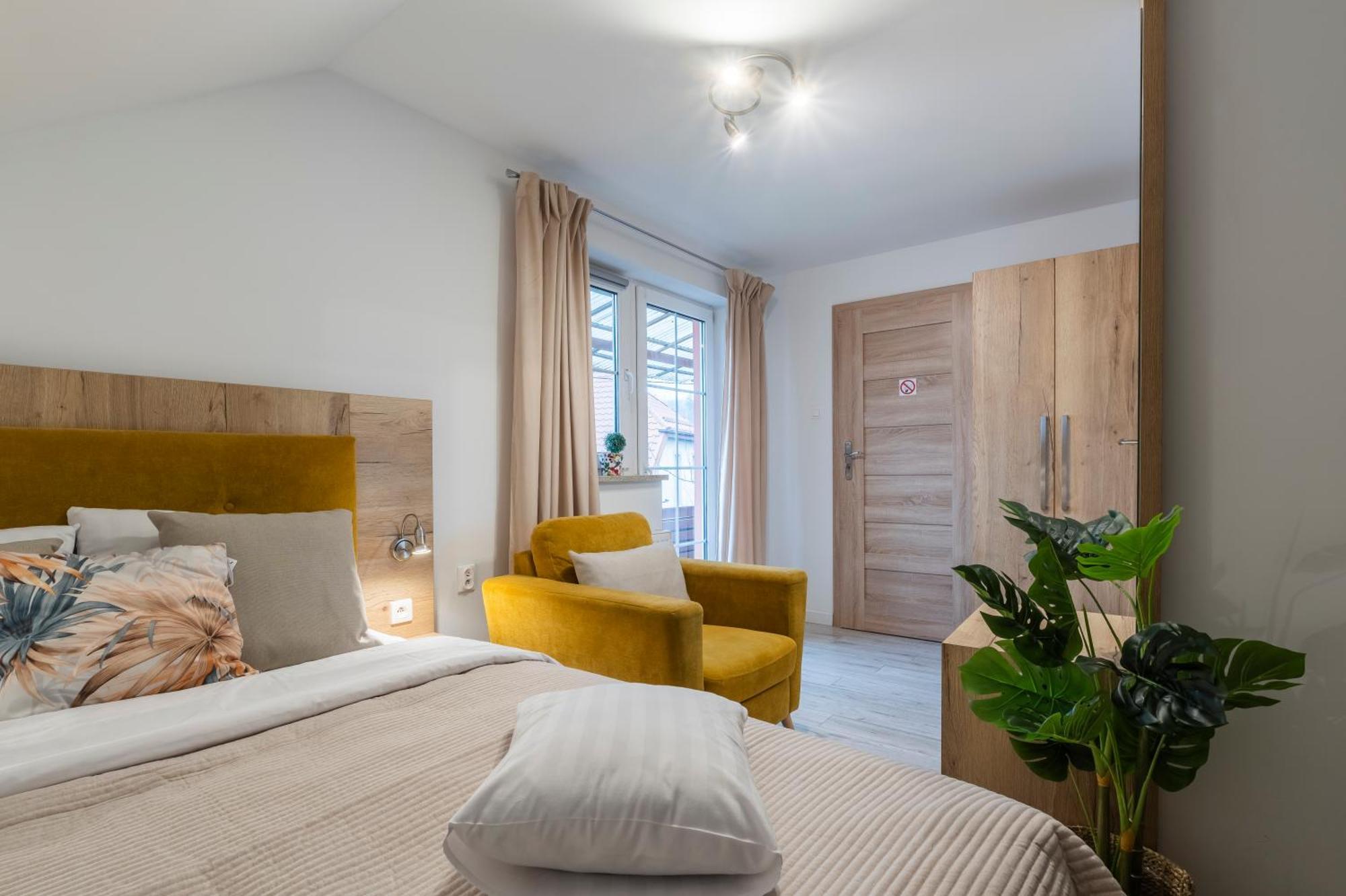 Jaskolka - Pokoje I Apartament Przy Plazy ออลชติน ภายนอก รูปภาพ