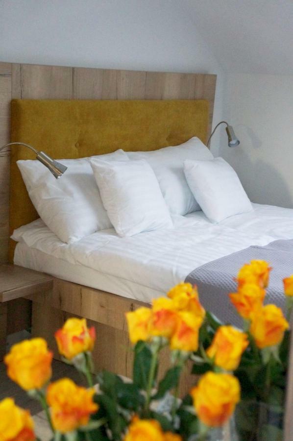 Jaskolka - Pokoje I Apartament Przy Plazy ออลชติน ภายนอก รูปภาพ